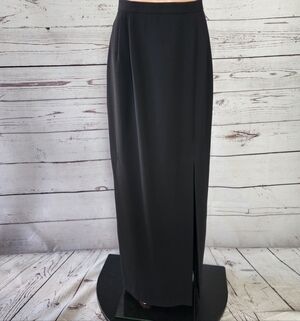 Adrianna Papell Evening Essentials Long Black Skirt Size 10 / 8